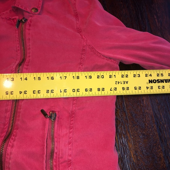 Max Jeans Red Tencel Moto Style Zipper Jacket - Picture 7 of 7